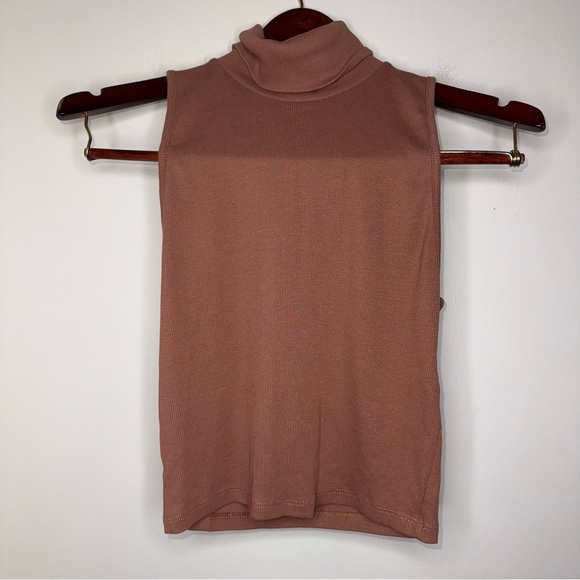 Zara Ribbed Turtleneck Sleeveless Tank Top - Picture 2 of 5